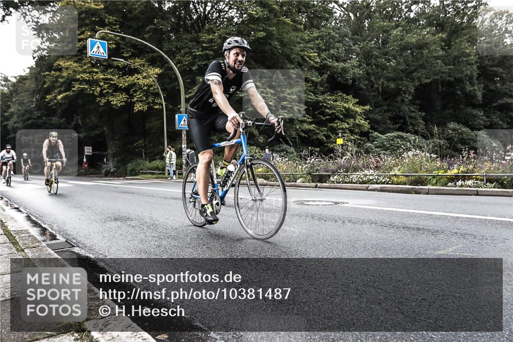 13.09.2026 - Stadtparktriathlon H.Heesch http://msf.ph/oto/10381487 13.09.2026 10:59:55 Radfahren 451, 518, 575, 662, 678, 699 meine-sportfotos.de
