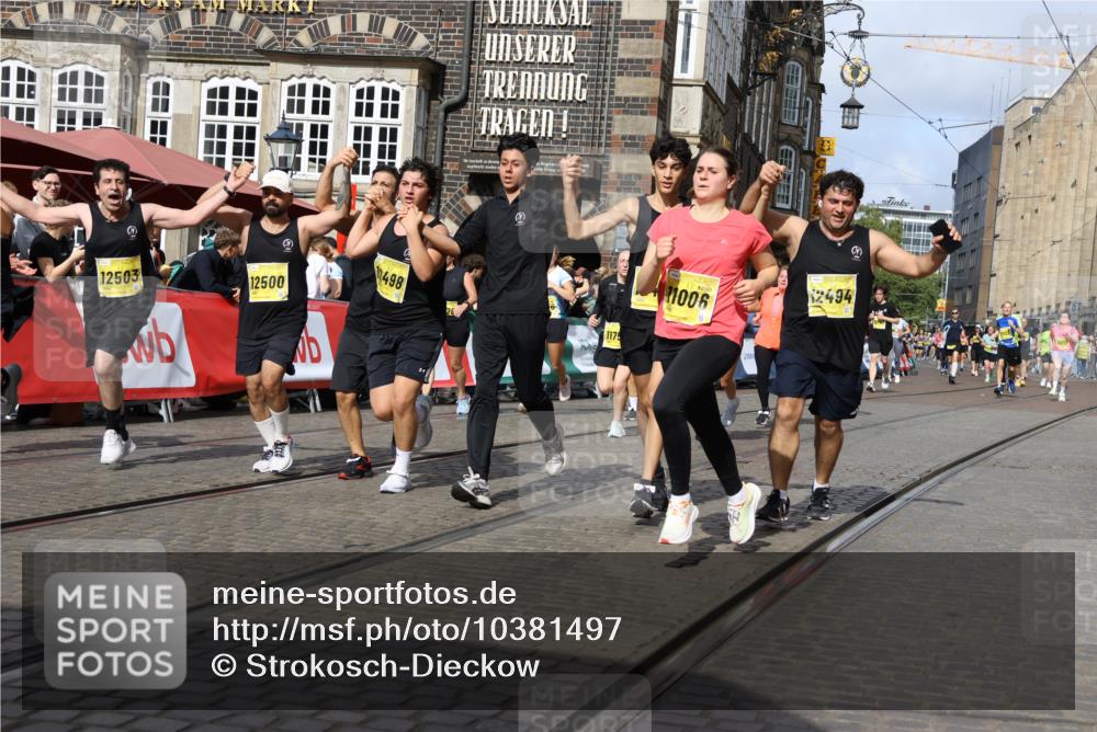 13.09.2026 - 21. swb-Marathon Bremen Strokosch-Dieckow http://msf.ph/oto/10381497 13.09.2026 11:04:59 Ziel 10160, 10198, 10283, 10481, 10711, 10877, 10940, 11006, 11114, 11364, 11366, 11592, 11705, 11761, 11991, 12005, 12493, 12495, 12498, 12500, 12502, 12563, 10370, 10465, 10576, 10718, 10800, 10850, 10975, 10995, 11102, 11105, 11157, 11218, 11281, 11326, 11584, 11616, 11722, 11900, 12002, 12011, 12064, 12079, 12080, 12099, 12335 meine-sportfotos.de