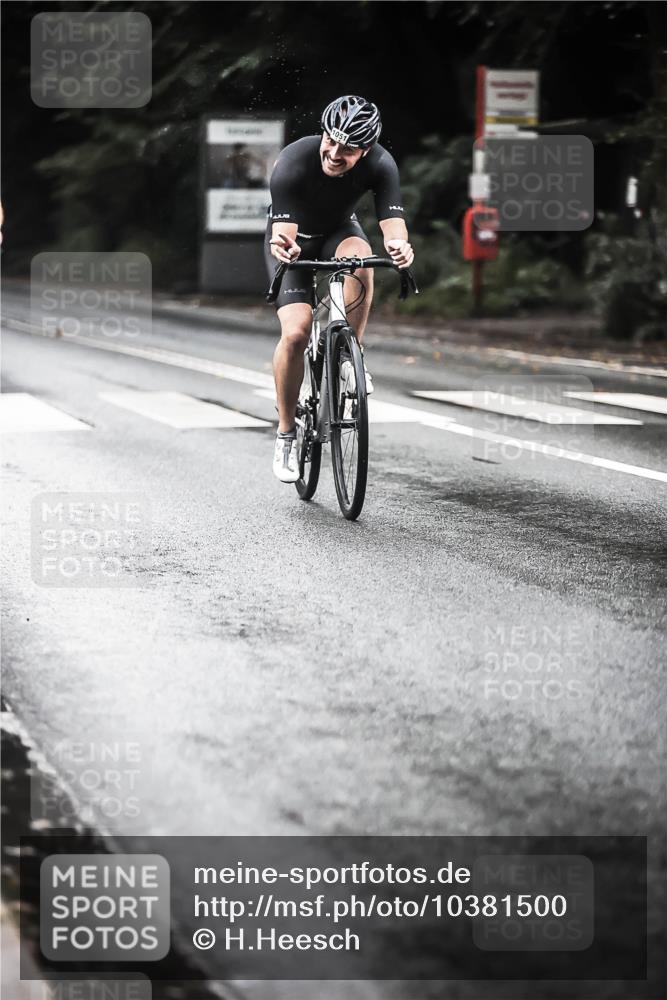 13.09.2026 - Stadtparktriathlon H.Heesch http://msf.ph/oto/10381500 13.09.2026 12:27:34 Radfahren 1007, 1047, 1051, 1153 meine-sportfotos.de