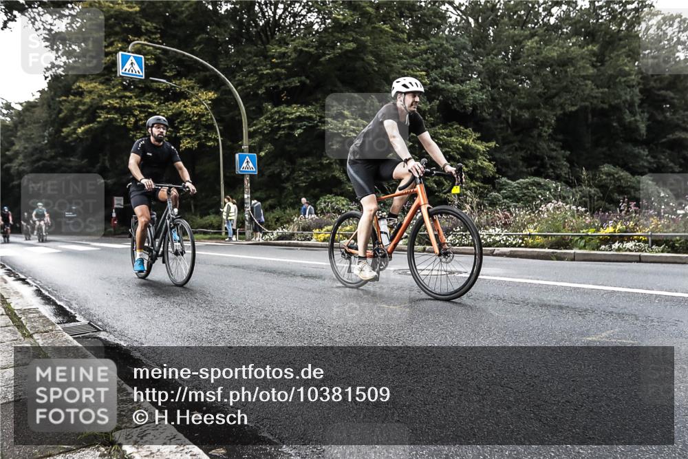 13.09.2026 - Stadtparktriathlon H.Heesch http://msf.ph/oto/10381509 13.09.2026 10:59:58 Radfahren 366, 451, 518, 555, 568, 575, 662 meine-sportfotos.de
