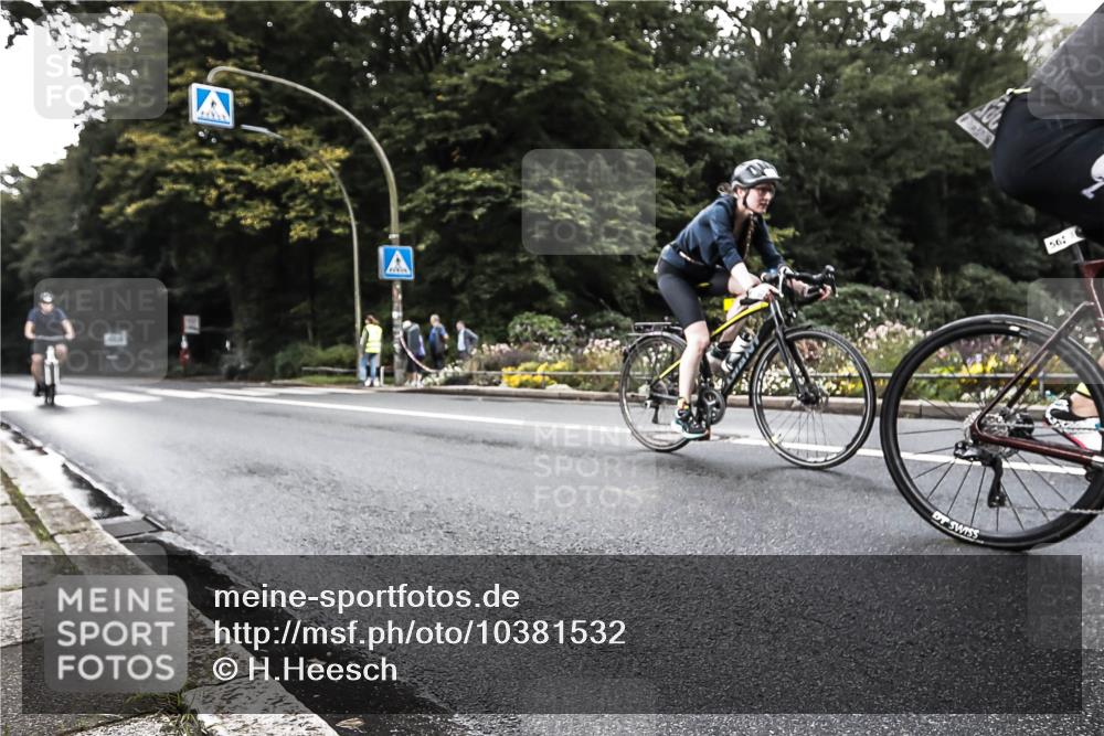 13.09.2026 - Stadtparktriathlon H.Heesch http://msf.ph/oto/10381532 13.09.2026 11:00:02 Radfahren 366, 387, 555, 562, 568, 697 meine-sportfotos.de