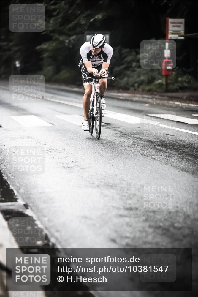 13.09.2026 - Stadtparktriathlon H.Heesch http://msf.ph/oto/10381547 13.09.2026 12:27:40 Radfahren 1007, 1047, 1051, 1075, 1102, 1112, 1181 meine-sportfotos.de