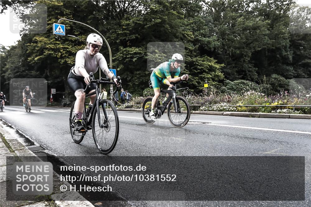 13.09.2026 - Stadtparktriathlon H.Heesch http://msf.ph/oto/10381552 13.09.2026 11:00:10 Radfahren 375, 431, 482, 543, 660 meine-sportfotos.de