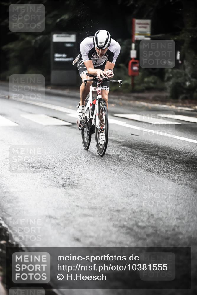 13.09.2026 - Stadtparktriathlon H.Heesch http://msf.ph/oto/10381555 13.09.2026 12:27:40 Radfahren 1007, 1047, 1051, 1075, 1102, 1112, 1181 meine-sportfotos.de