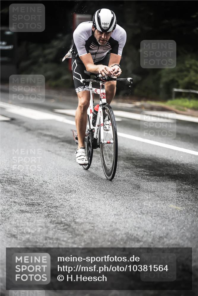 13.09.2026 - Stadtparktriathlon H.Heesch http://msf.ph/oto/10381564 13.09.2026 12:27:41 Radfahren 1007, 1047, 1075, 1102, 1112, 1181 meine-sportfotos.de