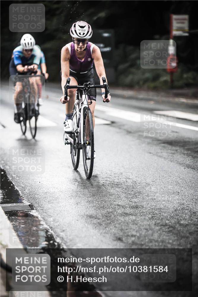 13.09.2026 - Stadtparktriathlon H.Heesch http://msf.ph/oto/10381584 13.09.2026 12:27:43 Radfahren 1007, 1075, 1102, 1112, 1181 meine-sportfotos.de