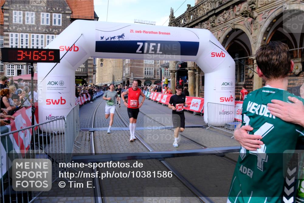 13.09.2026 - 21. swb-Marathon Bremen Tim E. http://msf.ph/oto/10381586 13.09.2026 13:17:44 Ziel 560, 842, 2008, 3148, 4171, 5041, 5550, 6095, 6734, 6803, 7901, 8100, 8250, 8253, 8446, 8532, 8714, 9075 meine-sportfotos.de