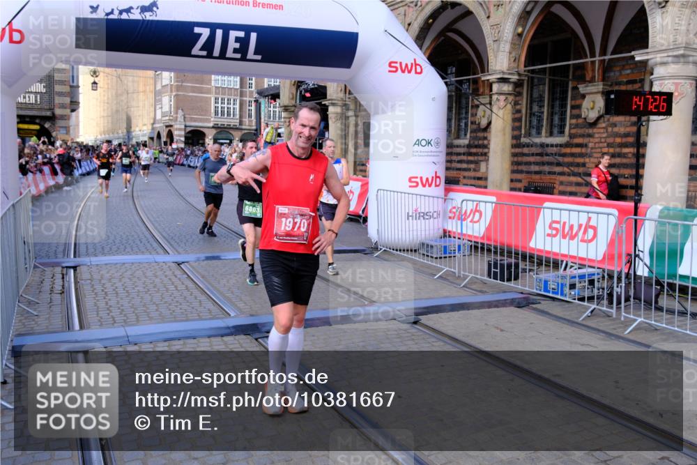 13.09.2026 - 21. swb-Marathon Bremen Tim E. http://msf.ph/oto/10381667 13.09.2026 13:17:47 Ziel 560, 842, 2008, 2234, 3148, 3760, 4171, 5041, 5550, 6095, 6734, 6803, 7901, 8100, 8250, 8253, 8446, 8532, 8714, 9075, 9400 meine-sportfotos.de