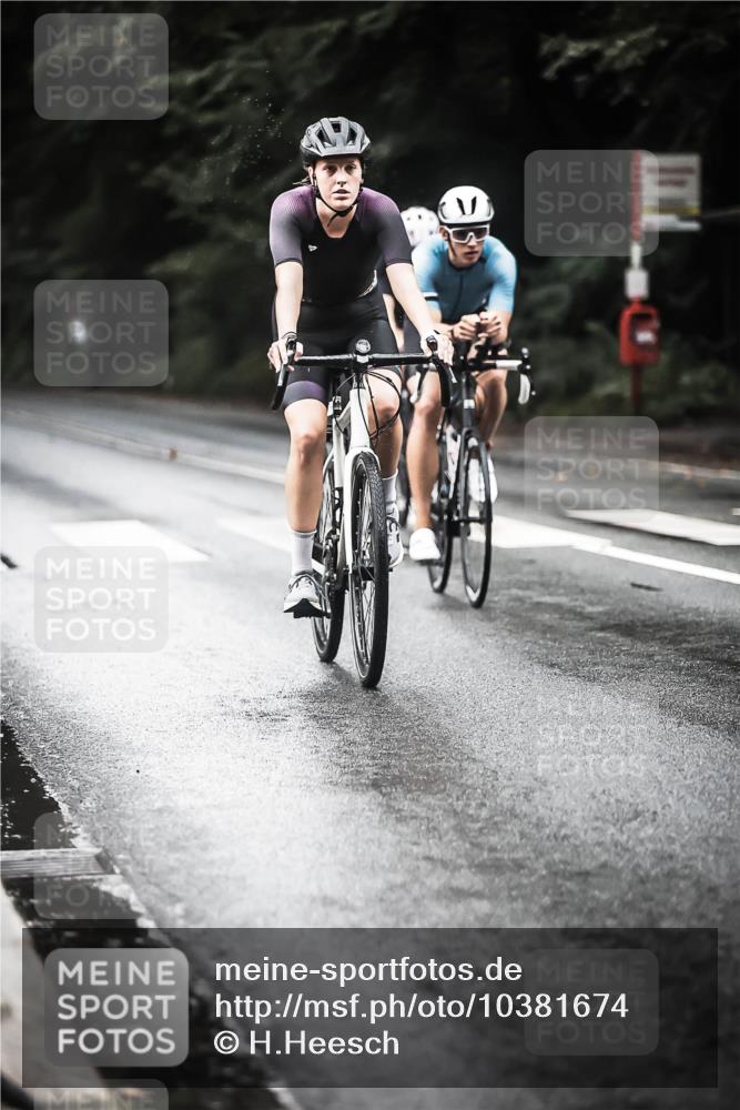 13.09.2026 - Stadtparktriathlon H.Heesch http://msf.ph/oto/10381674 13.09.2026 12:27:54 Radfahren 986, 1020, 1061, 1090, 1148, 1157 meine-sportfotos.de