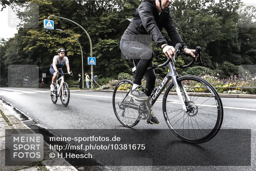13.09.2026 - Stadtparktriathlon H.Heesch http://msf.ph/oto/10381675 13.09.2026 11:01:09 Radfahren 601, 1797 meine-sportfotos.de