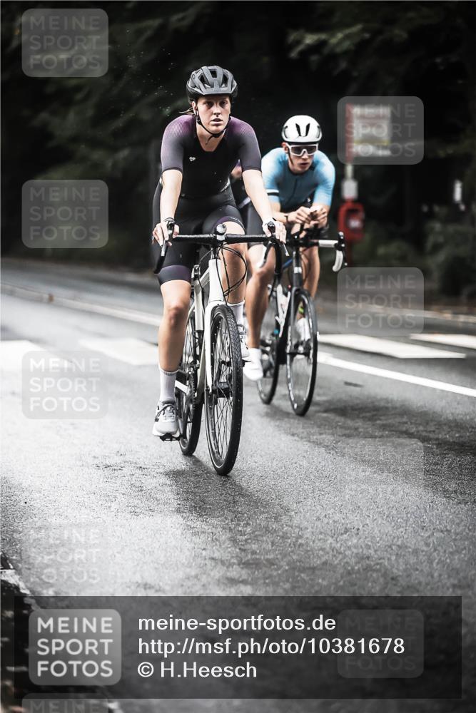 13.09.2026 - Stadtparktriathlon H.Heesch http://msf.ph/oto/10381678 13.09.2026 12:27:54 Radfahren 986, 1020, 1061, 1090, 1148, 1157 meine-sportfotos.de
