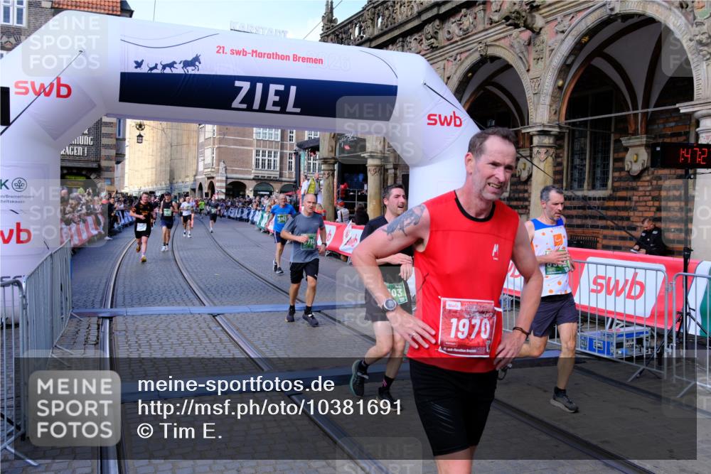 13.09.2026 - 21. swb-Marathon Bremen Tim E. http://msf.ph/oto/10381691 13.09.2026 13:17:49 Ziel 560, 771, 842, 1297, 2008, 2234, 2812, 3148, 3760, 4171, 4498, 4499, 5041, 5550, 6803, 7901, 8100, 8250, 8253, 8446, 8532, 8714, 9075, 9400 meine-sportfotos.de