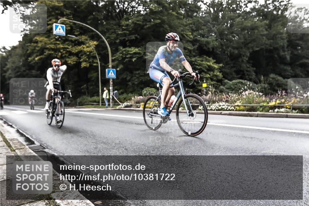 13.09.2026 - Stadtparktriathlon H.Heesch http://msf.ph/oto/10381722 13.09.2026 11:01:37 Radfahren 486, 487, 510, 592, 698, 703 meine-sportfotos.de