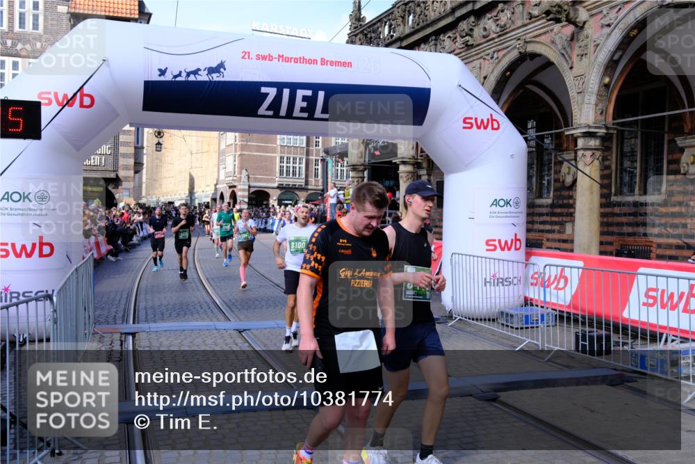 13.09.2026 - 21. swb-Marathon Bremen Tim E. http://msf.ph/oto/10381774 13.09.2026 13:17:54 Ziel 560, 771, 1297, 2008, 2125, 2234, 2812, 3760, 4171, 4498, 4499, 4620, 5041, 5550, 5817, 6803, 7901, 8100, 8250, 8253, 8446, 8532, 8714, 9075, 9400, 9505, 13107 meine-sportfotos.de
