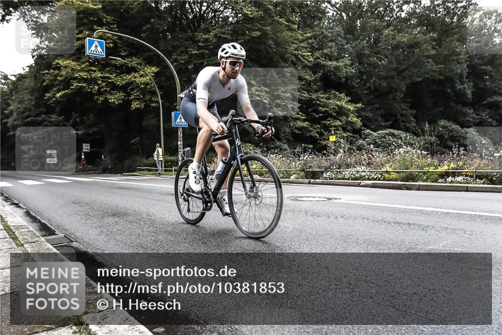 13.09.2026 - Stadtparktriathlon H.Heesch http://msf.ph/oto/10381853 13.09.2026 11:02:51 Radfahren 473, 520, 546 meine-sportfotos.de