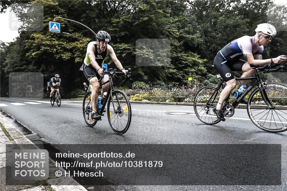 13.09.2026 - Stadtparktriathlon H.Heesch http://msf.ph/oto/10381879 13.09.2026 11:03:36 Radfahren 540, 612, 683 meine-sportfotos.de