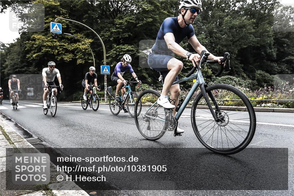 13.09.2026 - Stadtparktriathlon H.Heesch http://msf.ph/oto/10381905 13.09.2026 11:03:49 Radfahren 470, 480, 493, 498, 547, 653, 685, 694 meine-sportfotos.de