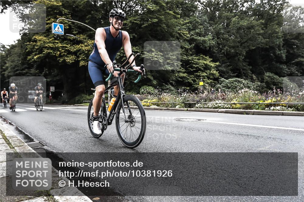 13.09.2026 - Stadtparktriathlon H.Heesch http://msf.ph/oto/10381926 13.09.2026 11:03:50 Radfahren 470, 480, 493, 498, 547, 653, 685, 694 meine-sportfotos.de