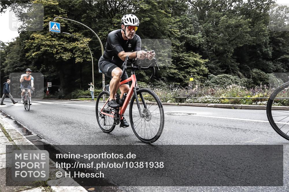 13.09.2026 - Stadtparktriathlon H.Heesch http://msf.ph/oto/10381938 13.09.2026 11:03:51 Radfahren 470, 480, 493, 498, 547, 653, 685, 694 meine-sportfotos.de
