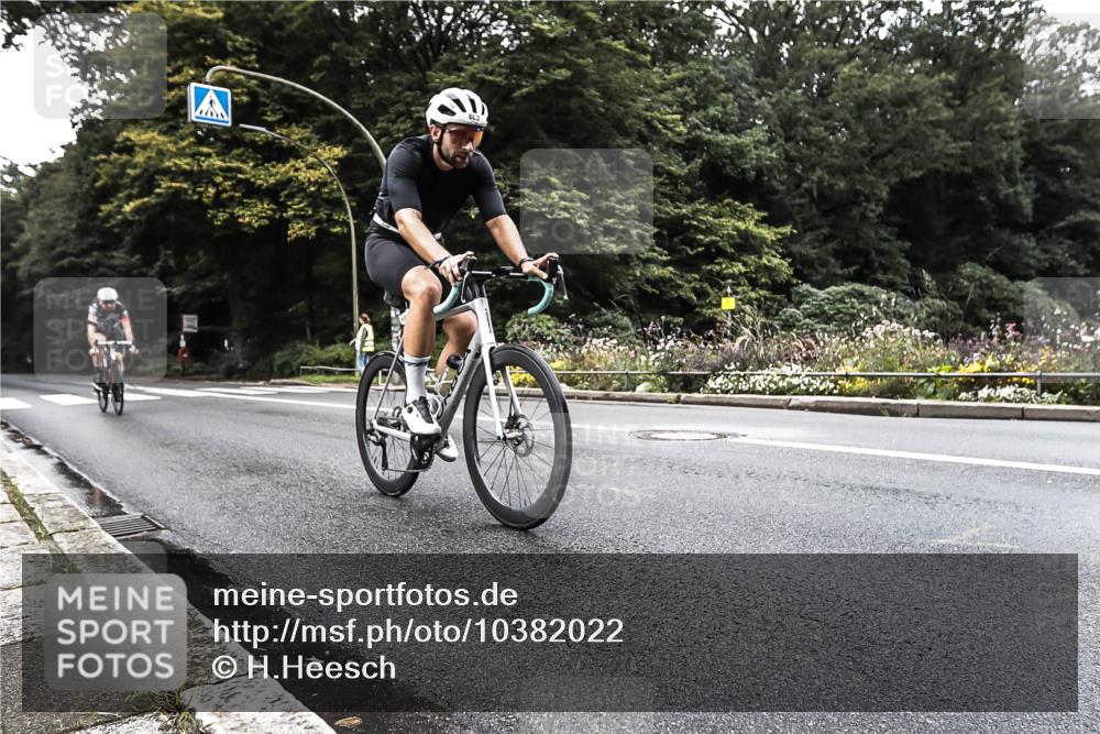 13.09.2026 - Stadtparktriathlon H.Heesch http://msf.ph/oto/10382022 13.09.2026 11:05:11 Radfahren 508, 603, 619, 655 meine-sportfotos.de