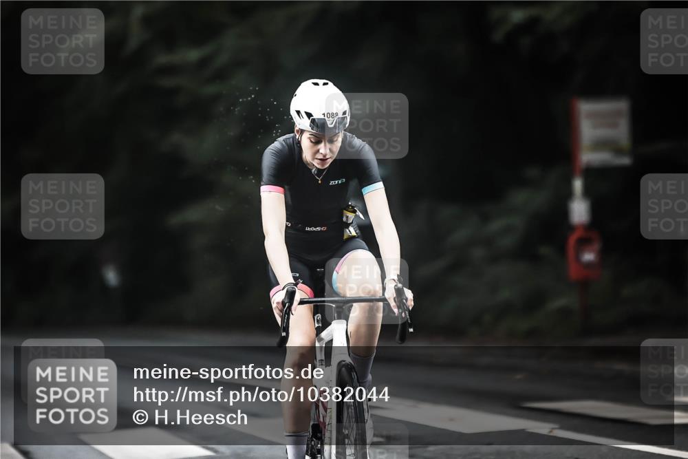 13.09.2026 - Stadtparktriathlon H.Heesch http://msf.ph/oto/10382044 13.09.2026 12:28:50 Radfahren 1015, 1066, 1081, 1088, 1149 meine-sportfotos.de