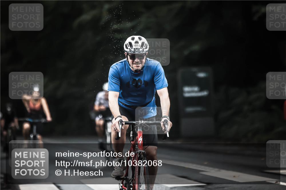 13.09.2026 - Stadtparktriathlon H.Heesch http://msf.ph/oto/10382068 13.09.2026 12:28:54 Radfahren 953, 1006, 1015, 1066, 1081, 1088, 1149 meine-sportfotos.de