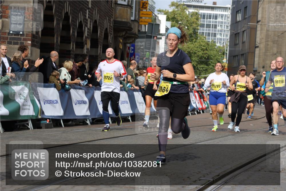 13.09.2026 - 21. swb-Marathon Bremen Strokosch-Dieckow http://msf.ph/oto/10382081 13.09.2026 11:05:13 Ziel 10198, 10283, 10315, 10465, 10729, 10741, 10850, 10855, 10856, 10940, 10975, 11006, 11133, 11272, 11366, 11395, 11518, 11705, 11757, 11939, 12002, 12005, 12235, 12420, 12493, 12495, 12498, 12500, 12502, 12522, 12563, 10186, 10411, 10432, 10576, 10697, 10717, 10802, 11146, 11326, 11334, 11394, 11571, 11572, 12011, 12055, 12079, 12080, 12251 meine-sportfotos.de