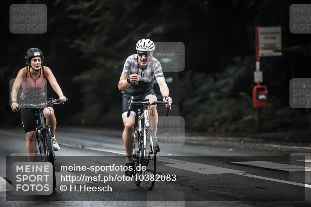 13.09.2026 - Stadtparktriathlon H.Heesch http://msf.ph/oto/10382083 13.09.2026 12:28:56 Radfahren 953, 1006, 1015, 1050, 1066, 1088, 1149 meine-sportfotos.de