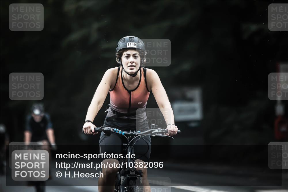 13.09.2026 - Stadtparktriathlon H.Heesch http://msf.ph/oto/10382096 13.09.2026 12:28:57 Radfahren 953, 1006, 1015, 1050, 1066, 1149 meine-sportfotos.de