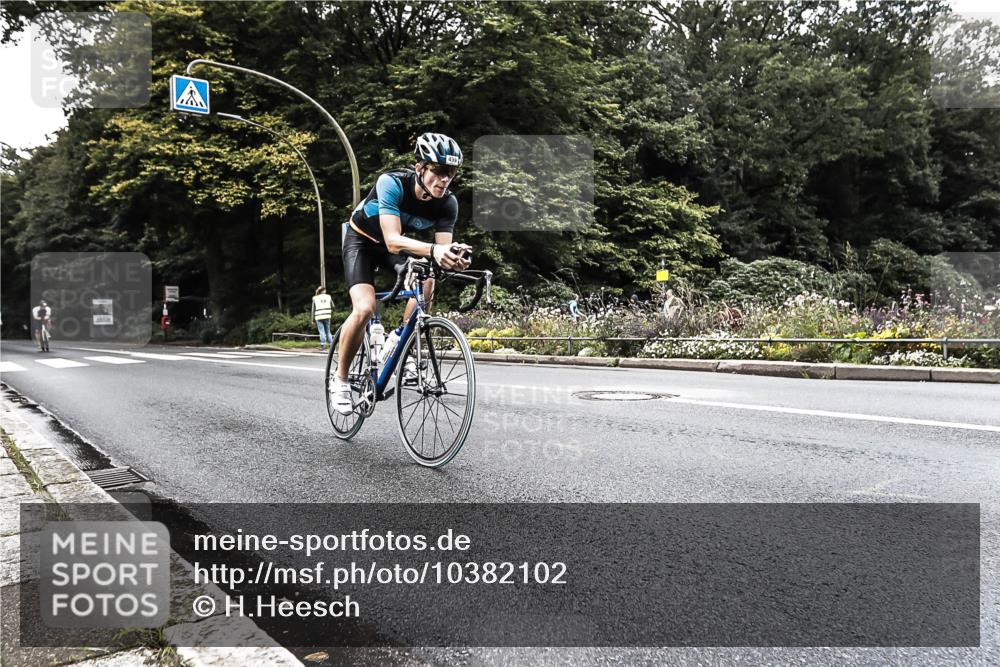 13.09.2026 - Stadtparktriathlon H.Heesch http://msf.ph/oto/10382102 13.09.2026 11:05:38 Radfahren 499, 505, 554 meine-sportfotos.de