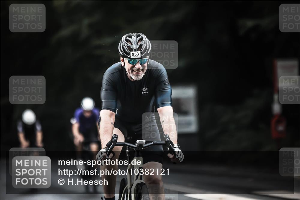 13.09.2026 - Stadtparktriathlon H.Heesch http://msf.ph/oto/10382121 13.09.2026 12:28:59 Radfahren 953, 1006, 1015, 1050, 1066, 1149 meine-sportfotos.de