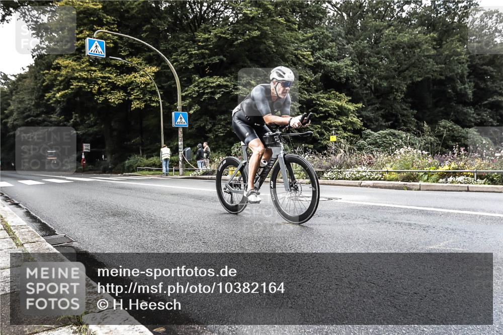 13.09.2026 - Stadtparktriathlon H.Heesch http://msf.ph/oto/10382164 13.09.2026 11:05:57 Radfahren 559, 668, 686 meine-sportfotos.de