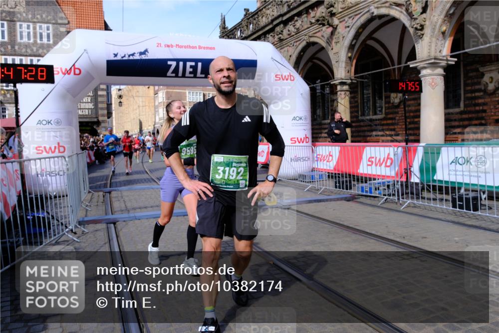 13.09.2026 - 21. swb-Marathon Bremen Tim E. http://msf.ph/oto/10382174 13.09.2026 13:18:17 Ziel 948, 1631, 1797, 1872, 2001, 2260, 2634, 2671, 3051, 3192, 3241, 3514, 3634, 4131, 4286, 4374, 4733, 5292, 5530, 5695, 5935, 5948, 6290, 6448, 8094, 8805, 8869, 8943, 8944, 9595, 9596, 9837, 13041 meine-sportfotos.de