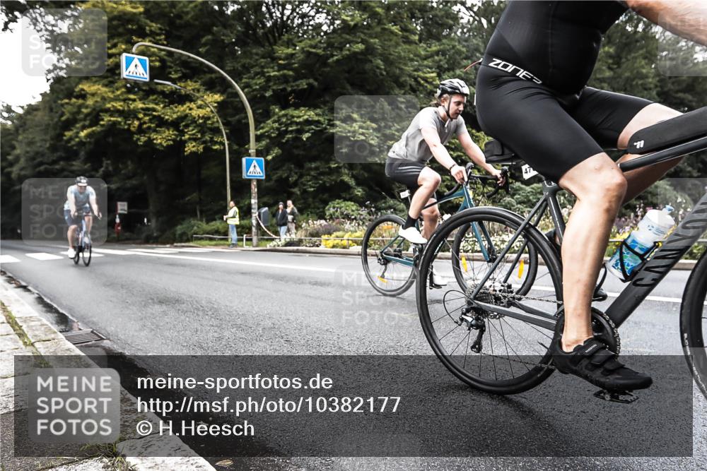 13.09.2026 - Stadtparktriathlon H.Heesch http://msf.ph/oto/10382177 13.09.2026 11:06:03 Radfahren 476, 590, 605, 621 meine-sportfotos.de