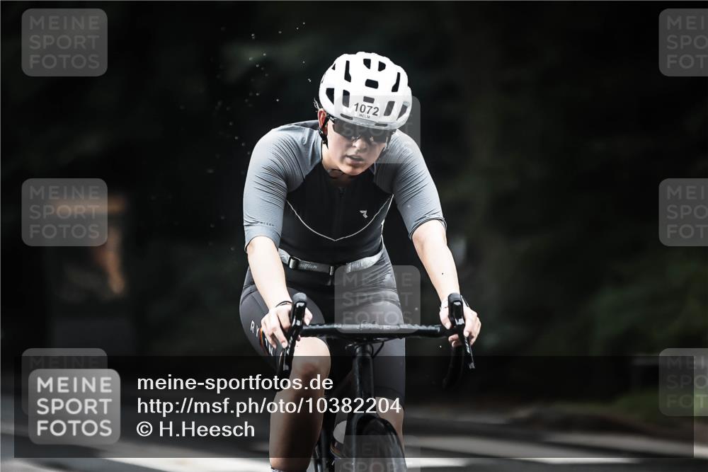13.09.2026 - Stadtparktriathlon H.Heesch http://msf.ph/oto/10382204 13.09.2026 12:29:12 Radfahren 949, 957, 979, 1072, 1128, 1242 meine-sportfotos.de
