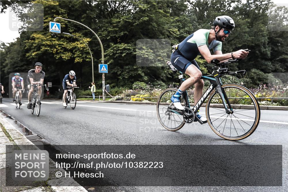 13.09.2026 - Stadtparktriathlon H.Heesch http://msf.ph/oto/10382223 13.09.2026 11:06:38 Radfahren 611, 614, 634, 656, 674 meine-sportfotos.de
