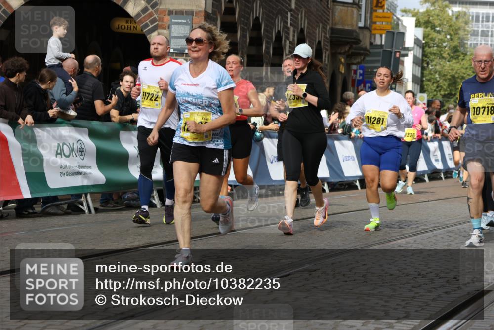 13.09.2026 - 21. swb-Marathon Bremen Strokosch-Dieckow http://msf.ph/oto/10382235 13.09.2026 11:05:16 Ziel 10198, 10283, 10315, 10465, 10729, 10741, 10850, 10855, 10856, 10940, 10975, 11006, 11133, 11272, 11395, 11518, 11757, 11939, 12002, 12005, 12064, 12235, 12420, 12493, 12495, 12498, 12500, 12502, 12522, 12563, 10186, 10411, 10432, 10717, 10802, 11146, 11314, 11334, 11387, 11394, 11521, 11571, 11572, 12055, 12251, 12330 meine-sportfotos.de