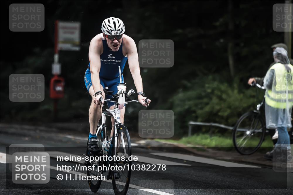 13.09.2026 - Stadtparktriathlon H.Heesch http://msf.ph/oto/10382278 13.09.2026 12:29:24 Radfahren 950, 957, 960, 1035, 1076, 1108, 1123, 1164 meine-sportfotos.de
