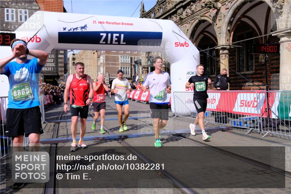 13.09.2026 - 21. swb-Marathon Bremen Tim E. http://msf.ph/oto/10382281 13.09.2026 13:18:22 Ziel 948, 1631, 1797, 1872, 2001, 2260, 2634, 2671, 3241, 3458, 3514, 3634, 4131, 4733, 5292, 5695, 5935, 5948, 6152, 6290, 6448, 8094, 8805, 8869, 8943, 8944, 9134, 9595, 9596, 9609, 9837, 10065, 13041 meine-sportfotos.de