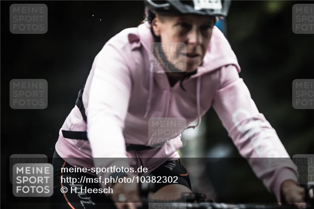 13.09.2026 - Stadtparktriathlon H.Heesch http://msf.ph/oto/10382302 13.09.2026 12:29:25 Radfahren 950, 960, 1035, 1076, 1108, 1123, 1164 meine-sportfotos.de