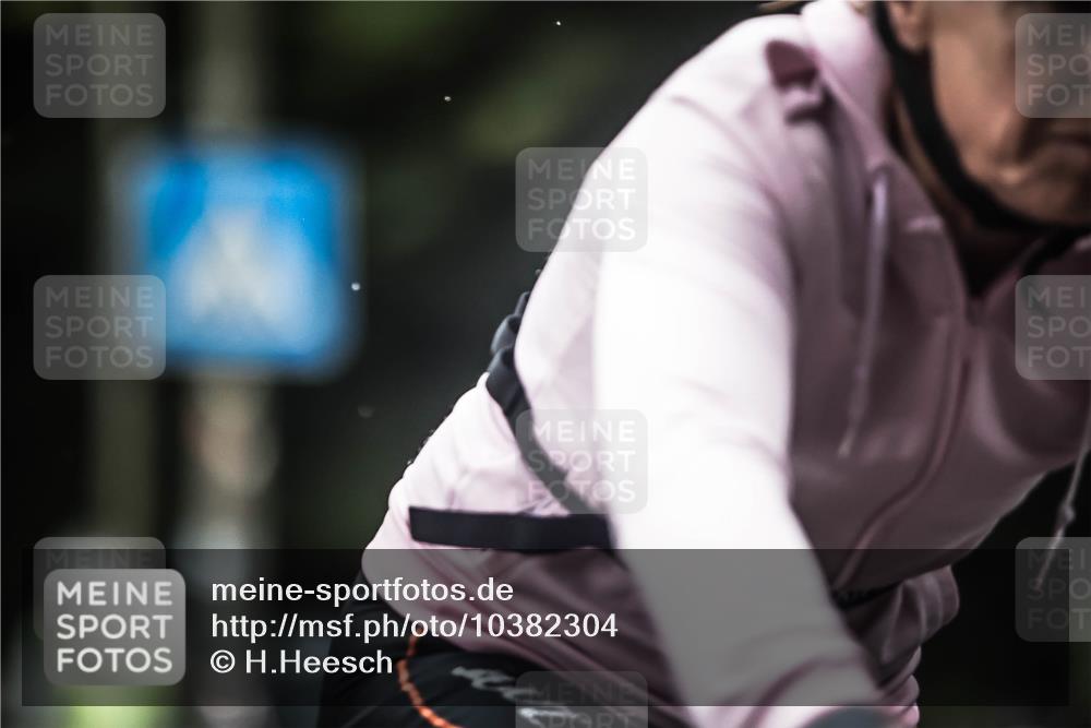 13.09.2026 - Stadtparktriathlon H.Heesch http://msf.ph/oto/10382304 13.09.2026 12:29:25 Radfahren 950, 960, 1035, 1076, 1108, 1123, 1164 meine-sportfotos.de