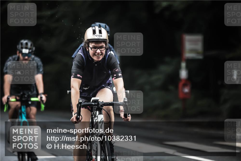 13.09.2026 - Stadtparktriathlon H.Heesch http://msf.ph/oto/10382331 13.09.2026 12:29:29 Radfahren 950, 960, 966, 1009, 1035, 1055, 1108, 1123, 1164 meine-sportfotos.de