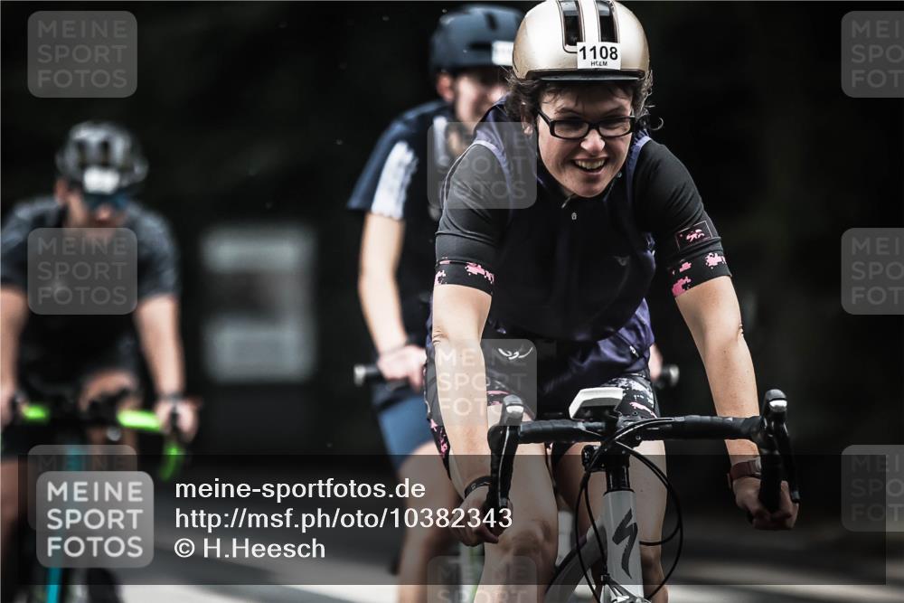 13.09.2026 - Stadtparktriathlon H.Heesch http://msf.ph/oto/10382343 13.09.2026 12:29:29 Radfahren 950, 960, 966, 1009, 1035, 1055, 1108, 1123, 1164 meine-sportfotos.de