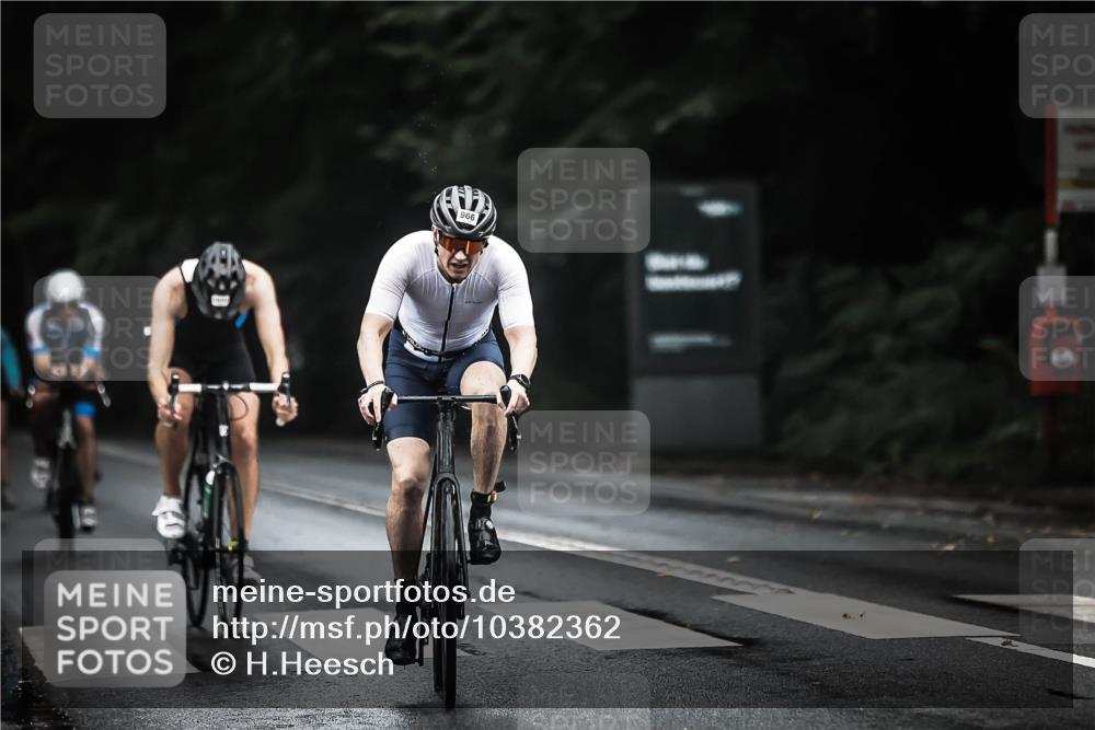 13.09.2026 - Stadtparktriathlon H.Heesch http://msf.ph/oto/10382362 13.09.2026 12:29:33 Radfahren 950, 959, 966, 1009, 1055, 1091, 1108, 1121, 1164 meine-sportfotos.de