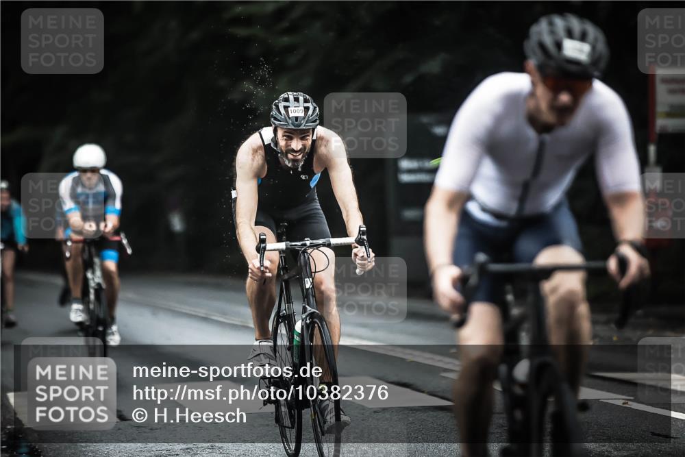 13.09.2026 - Stadtparktriathlon H.Heesch http://msf.ph/oto/10382376 13.09.2026 12:29:34 Radfahren 950, 959, 966, 1009, 1055, 1091, 1101, 1108, 1121, 1164 meine-sportfotos.de