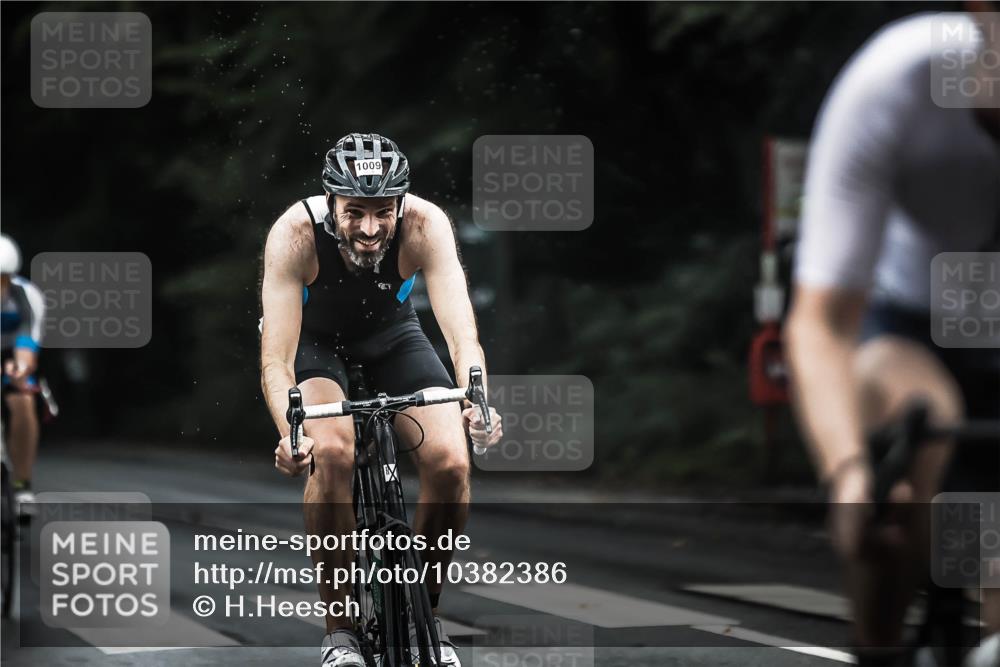 13.09.2026 - Stadtparktriathlon H.Heesch http://msf.ph/oto/10382386 13.09.2026 12:29:34 Radfahren 950, 959, 966, 1009, 1055, 1091, 1101, 1108, 1121, 1164 meine-sportfotos.de