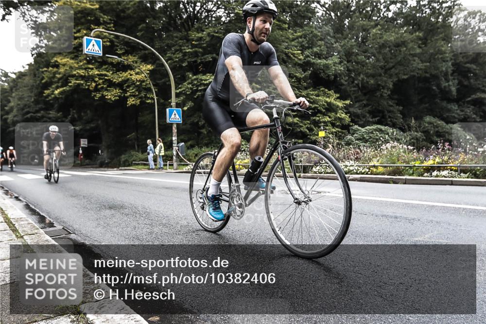 13.09.2026 - Stadtparktriathlon H.Heesch http://msf.ph/oto/10382406 13.09.2026 11:08:28 Radfahren 569, 579, 626, 662, 663 meine-sportfotos.de