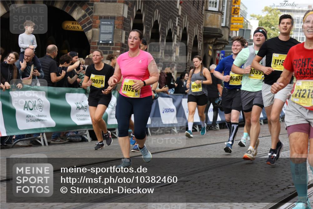 13.09.2026 - 21. swb-Marathon Bremen Strokosch-Dieckow http://msf.ph/oto/10382460 13.09.2026 11:05:22 Ziel 10370, 10465, 10718, 10729, 10741, 10800, 10850, 10855, 10975, 11105, 11133, 11272, 11281, 11518, 11584, 11722, 11900, 11939, 12002, 12064, 12099, 12235, 12335, 12420, 12522, 10186, 10259, 10260, 10432, 10864, 11146, 11314, 11387, 11394, 11520, 11521, 11571, 11572, 11724, 11791, 11892, 11947, 12055, 12251, 12273, 12330, 12362 meine-sportfotos.de