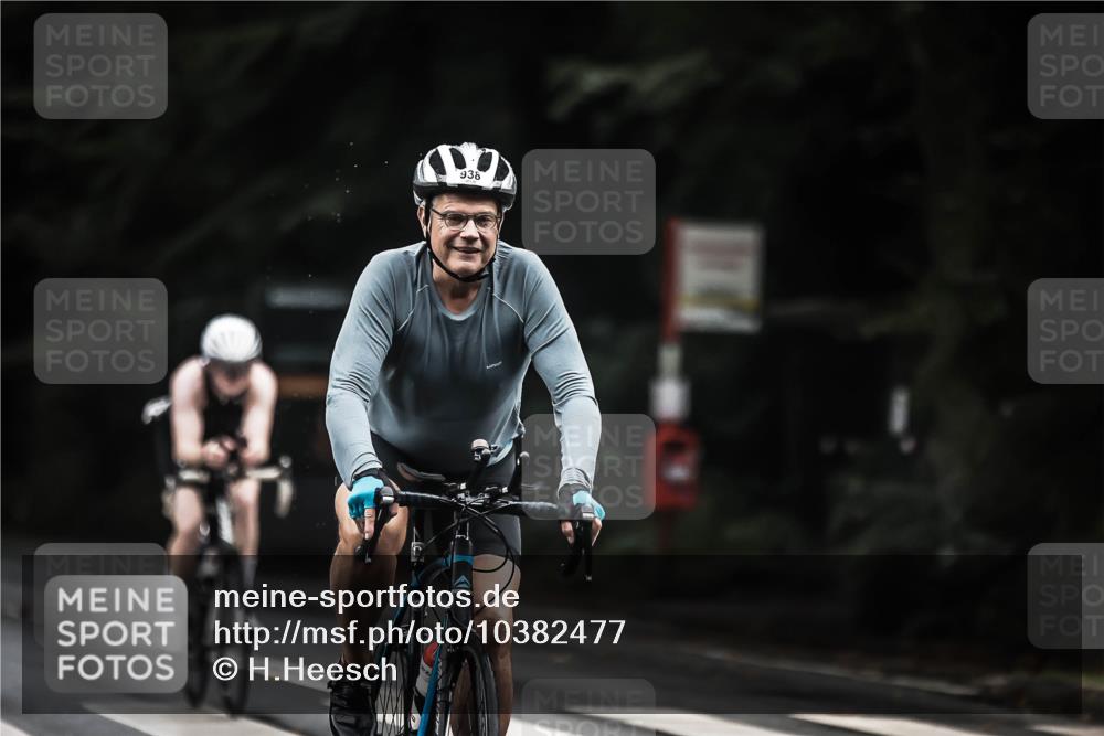 13.09.2026 - Stadtparktriathlon H.Heesch http://msf.ph/oto/10382477 13.09.2026 12:29:45 Radfahren 956, 1057, 1101, 1105, 1179 meine-sportfotos.de