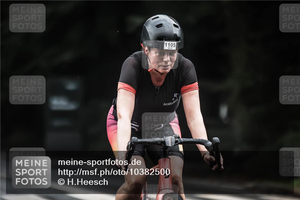 13.09.2026 - Stadtparktriathlon H.Heesch http://msf.ph/oto/10382500 13.09.2026 12:29:47 Radfahren 956, 971, 1057, 1068, 1105, 1136, 1179 meine-sportfotos.de